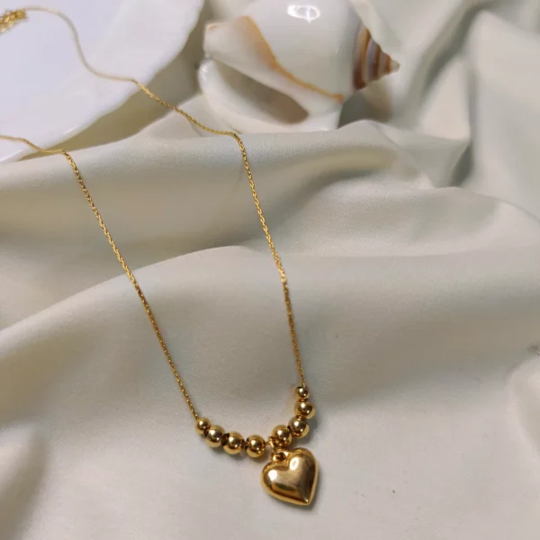 INVISIBLE HEART WITH BEADS ANTI-TARNISH NECKLACE GOLD