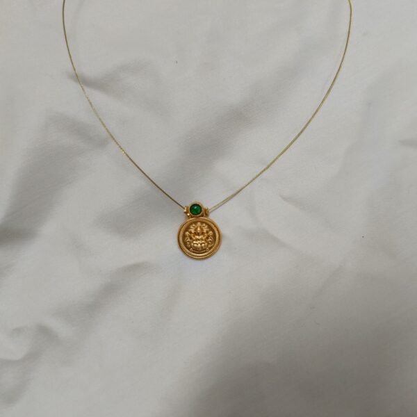 MINIMAL MAHALAKSHMI PENDANT INVISIBLE CHAIN NECKLACE