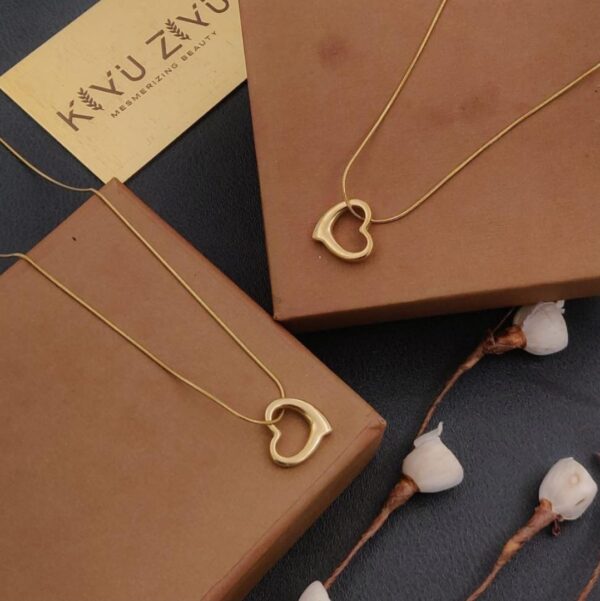 GOLDEN HEART ANTI-TARNISH NECKLACE