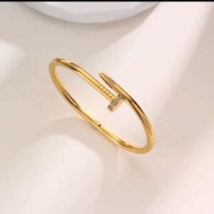 ANTI TARNISH NAIL BRACELET GOLD